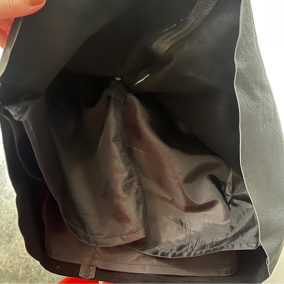 CUPCAKES AND CASHMERE | 100% Leather Skirt - Picture 14 of 16